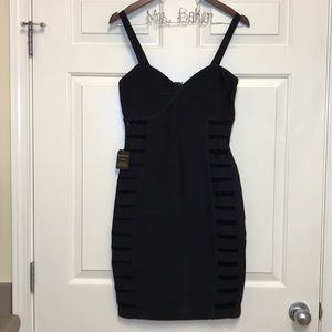 bebe Eva Midi Cut Out Knut Dress, Size M